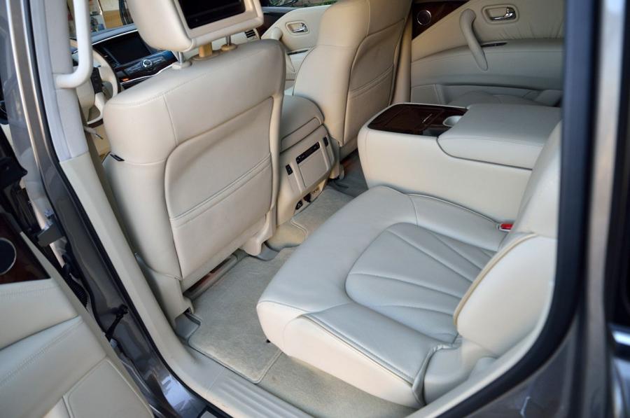 Infiniti QX56 2013 года  (фото 17 из 39)